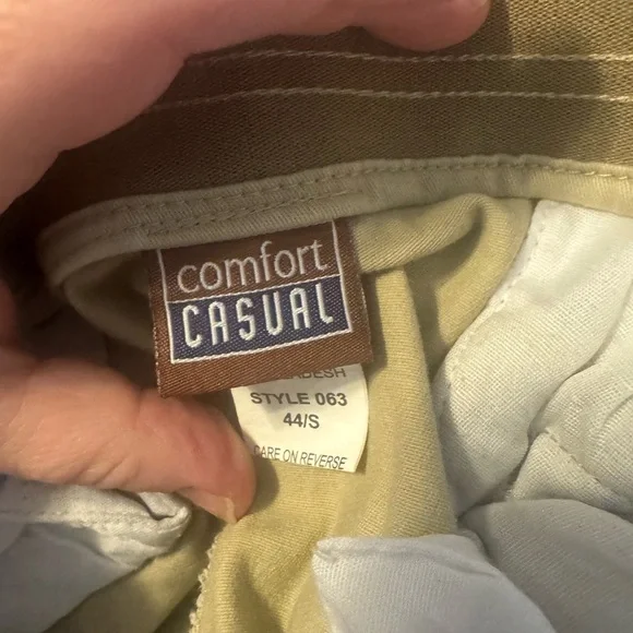 Classic Men's Khaki Chinos, Size 44 Comfort Casual - Picture 3 of 4